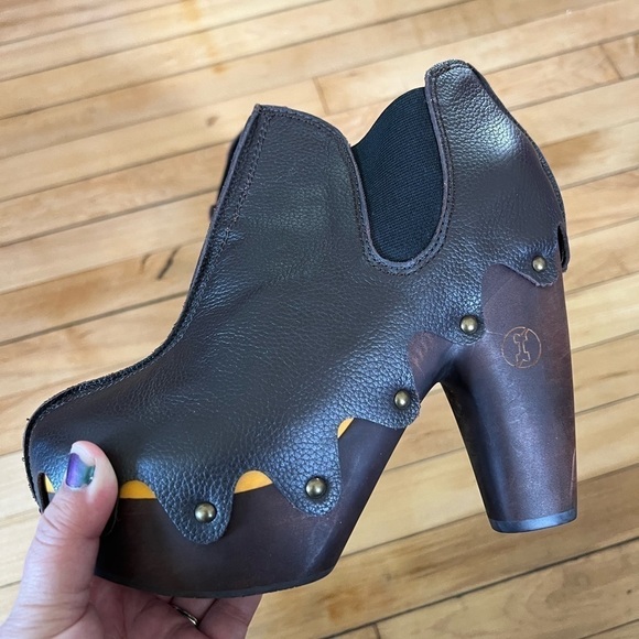 Flogg leather wooden bottoms heeded studded wooden booties - Picture 5 of 8